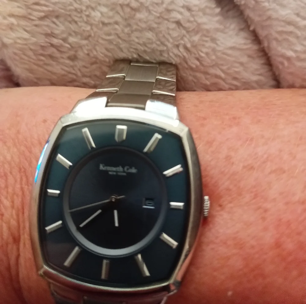 Kenneth Cole womens silver tone bracelet wrist watch